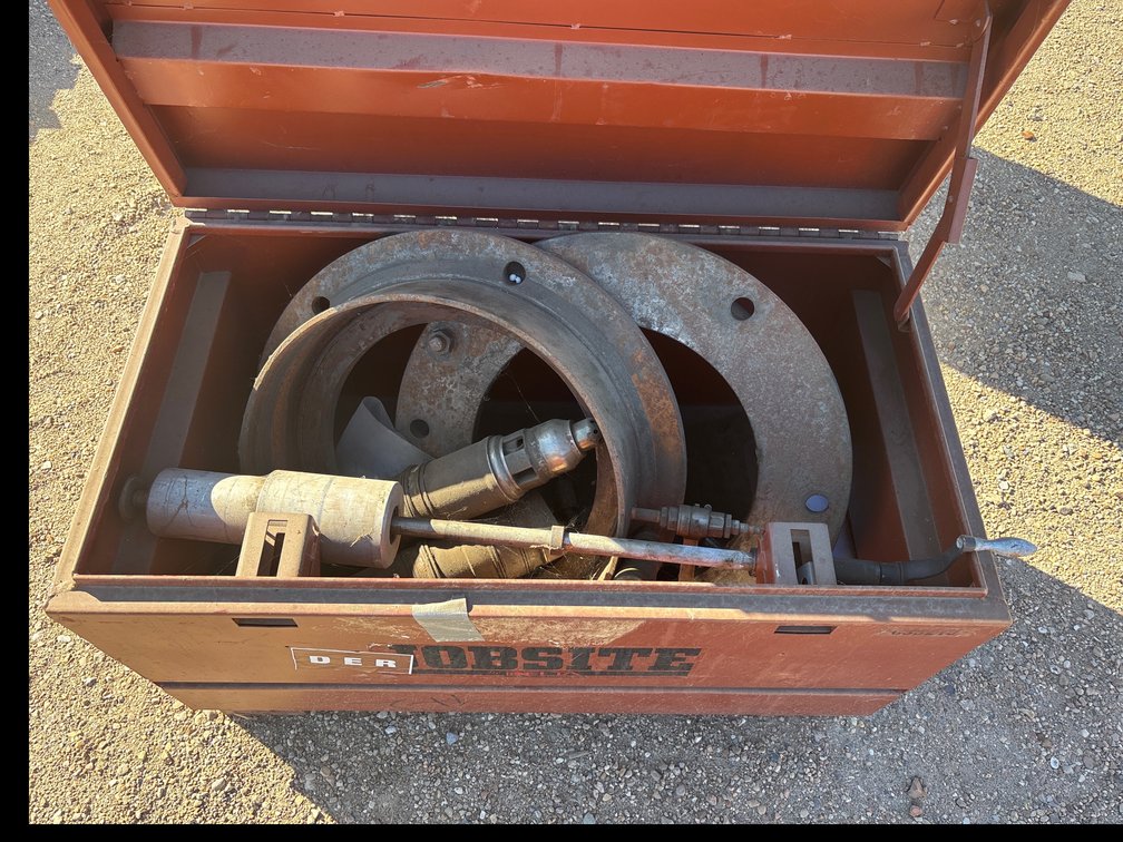 JOBSITE BOX/ MISSING TOOLS