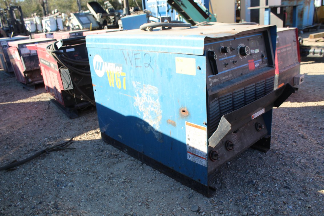 MILLER DIMENSION 452, WELDER
