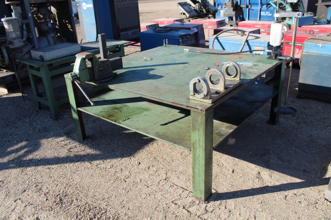 STEEL WORK TABLE WITH VISE, PRESSURE GAUGE
