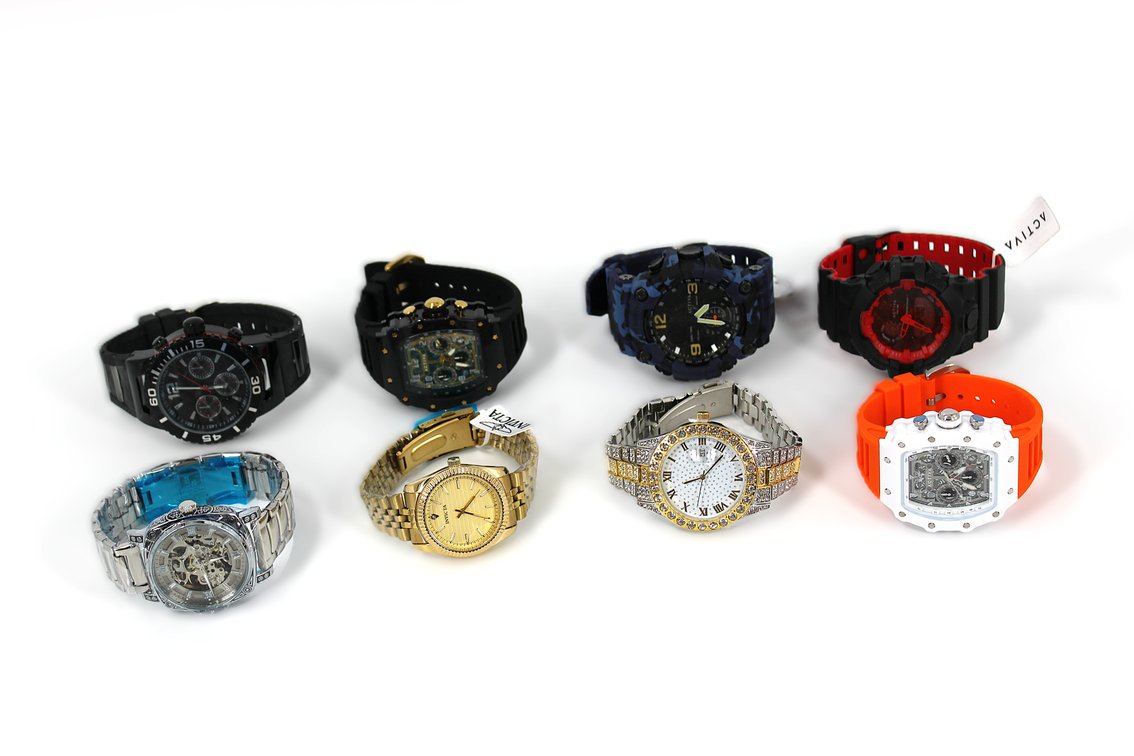 INVITCA WATCHES, 8 IN A BOX