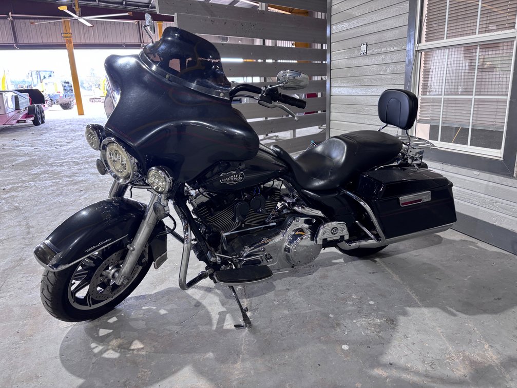 2008 HARLEY DAVIDSON ULTRA CLASSIC MOTORCYCLE