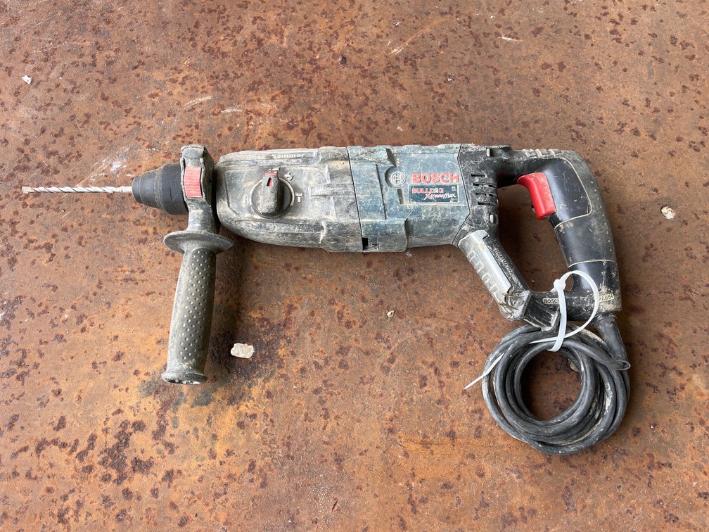 BOSCH HAMMER DRILL