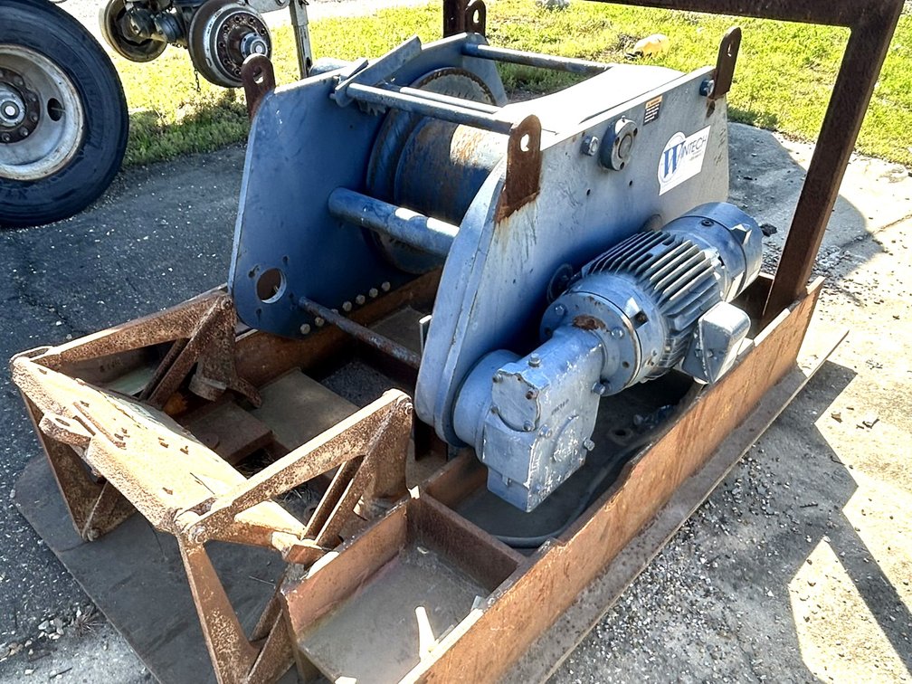 WINTECH 90TON BARGE WINCH
