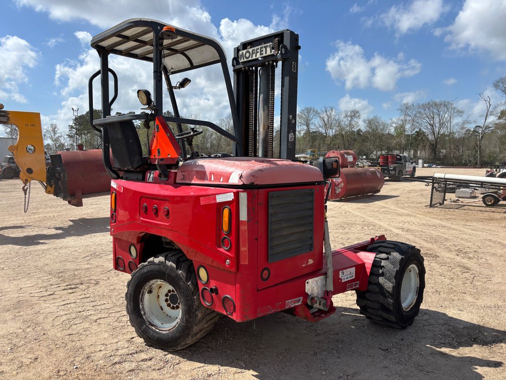 2006 MOFFETT M55
