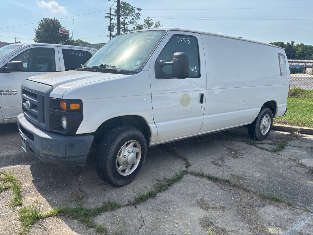 2014 FORD E150 CARGO VAN