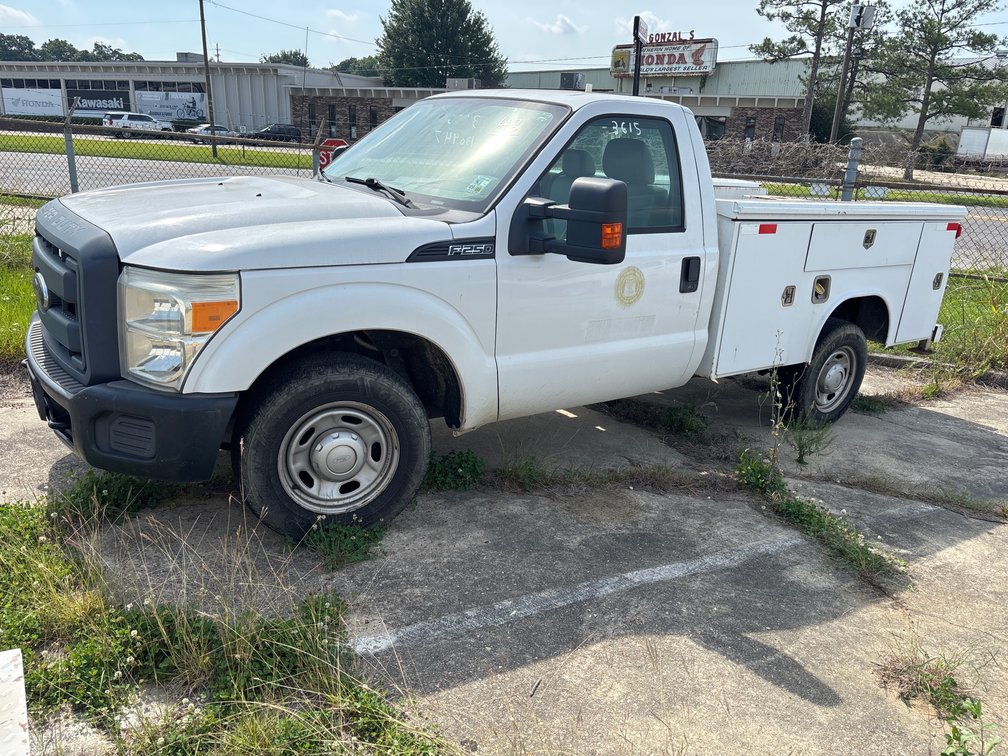 2012 FORD F250 SERVICE TRUCK