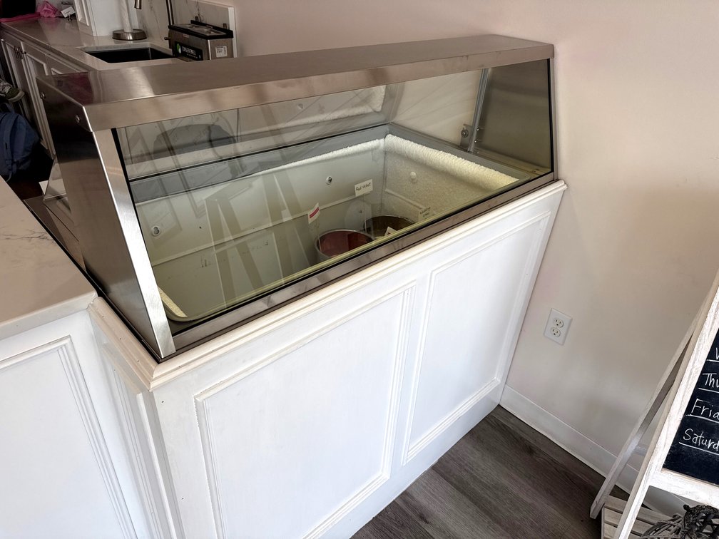 Nor-Lake HF100WWG/0 Ice Cream Dipping/Display Merchandiser