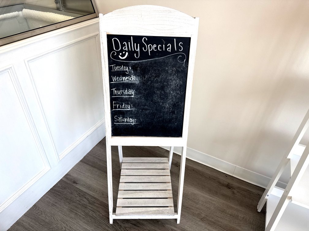 DISPLAY BOARD FOR DAILY SPECIALS