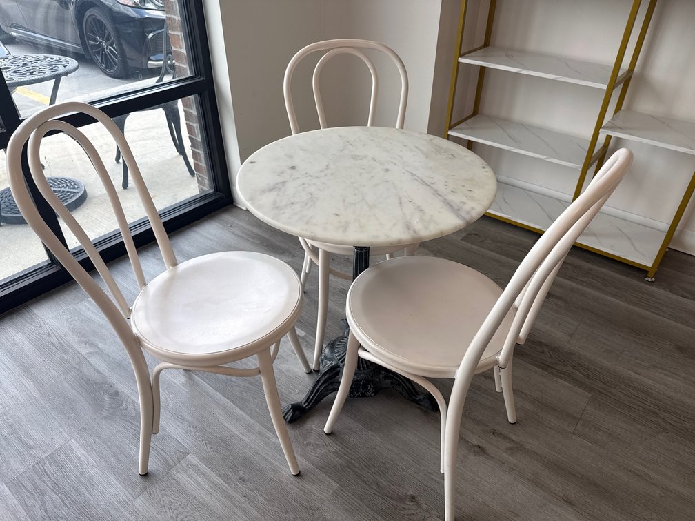 24 INCH ROUND TABLE Marble Top | 3 CHAIRS
