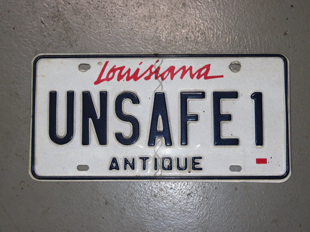 UNSAFE1 ANTIQUE LOUISIANA LICENSE PLATE