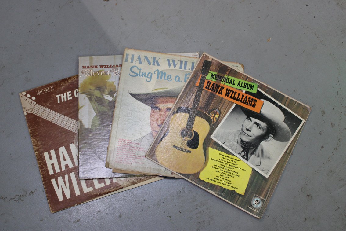 COUNTRY MUSIC RECORD ALBUM LOT
