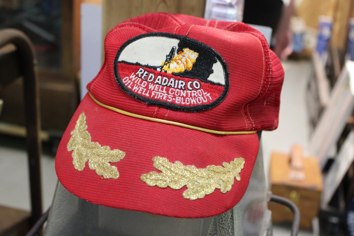 VINTAGE TRUCKING CAP