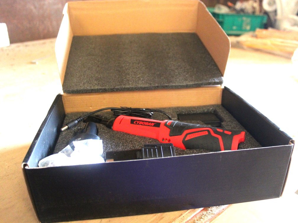 CYBOBAN LITHIUM ELECTRICAL POWER TOOL