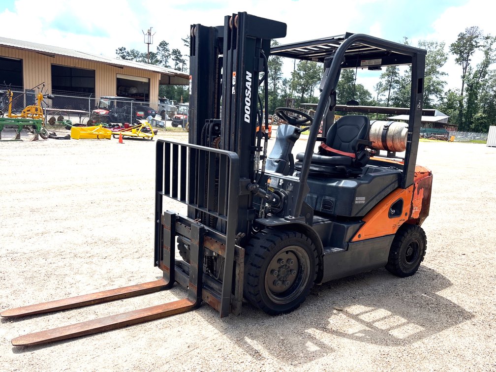 2022 DOOSAN G30N-7 FORKLIFT