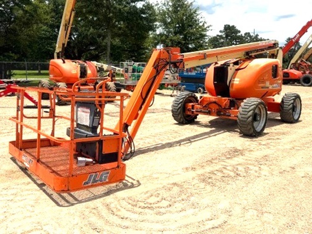 JLG 600AJ MANLIFT