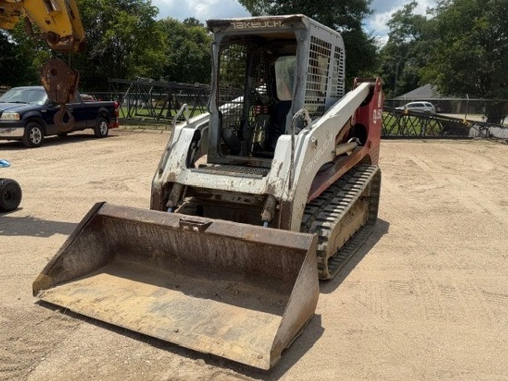 TAKEUCHI TL150 SKIDSTEER