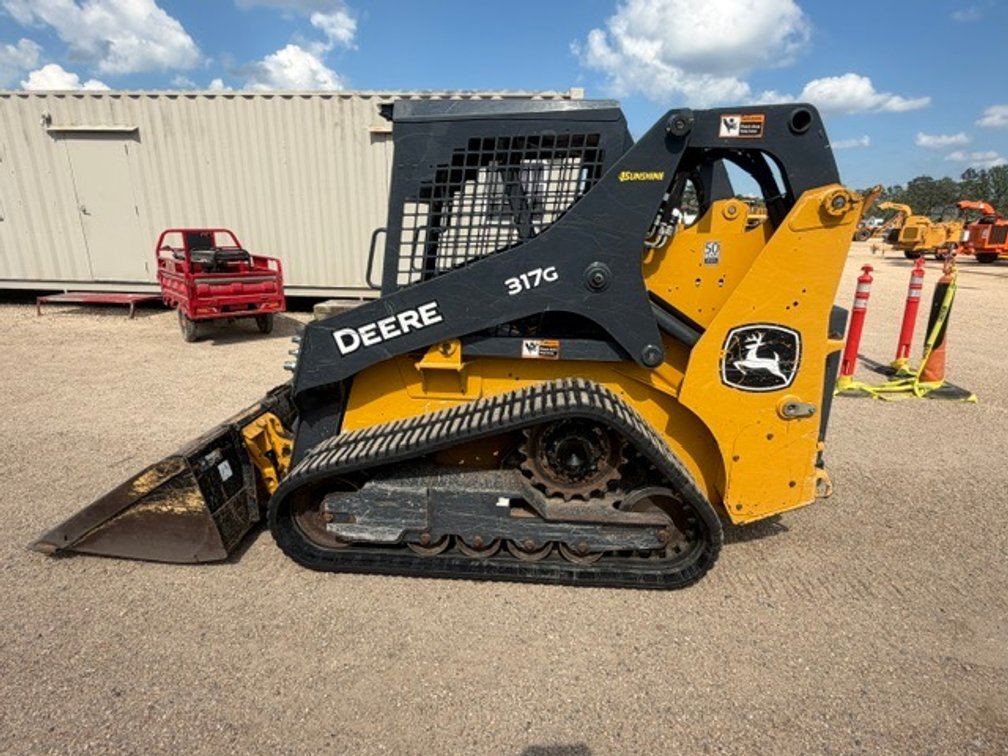 2023 JOHN DEERE 3176