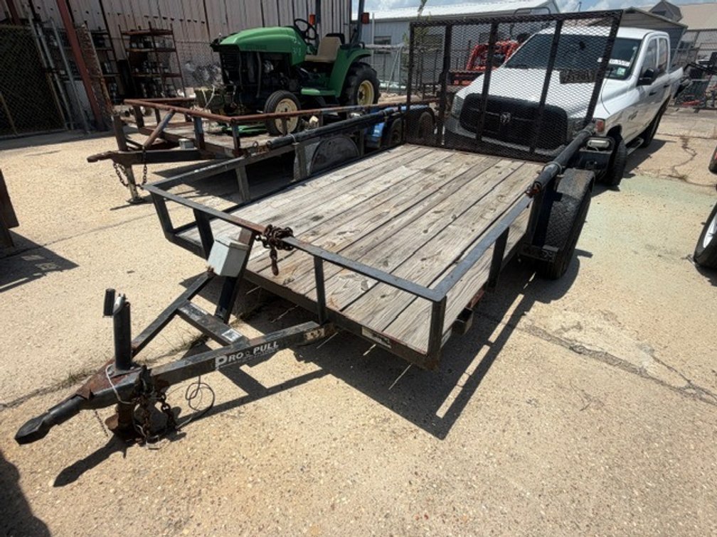 CENTRAL HITCH TRAILER