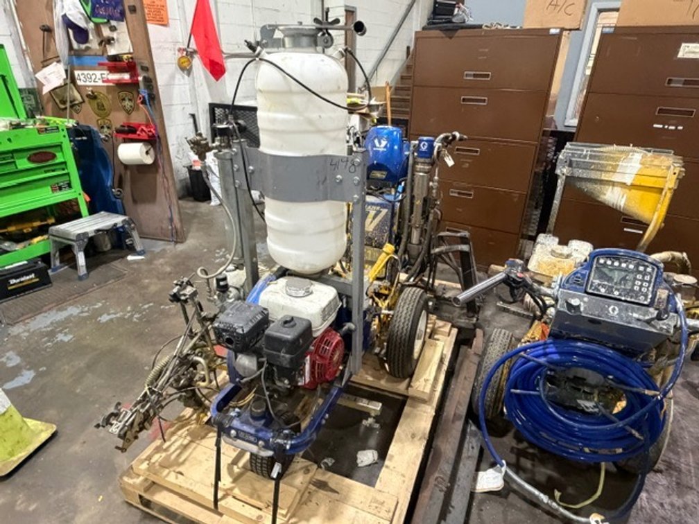 GRACO WALK BEHIND PAINT STRIPER