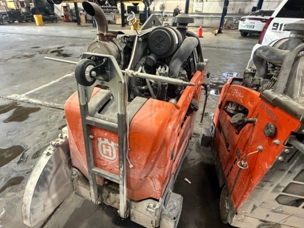 HUSQVARNA CONCRETE SAW