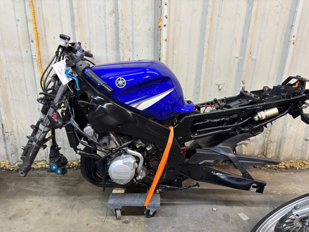 YAMAHA R1 | FOR PARTS/ REPAIRS | NO TITLE