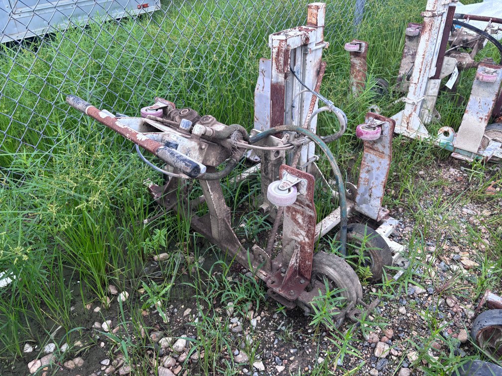 DRILL CARRIER