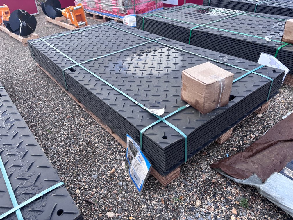 ROADBED PROTECTION PAD