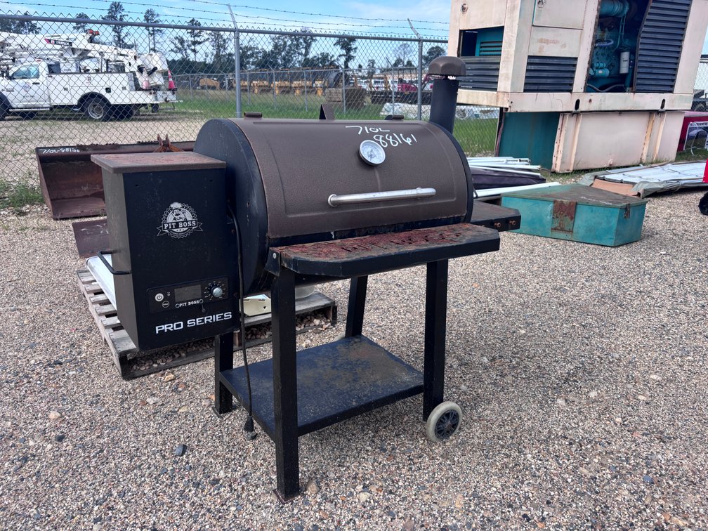 PITBOSS PELLET GRILL