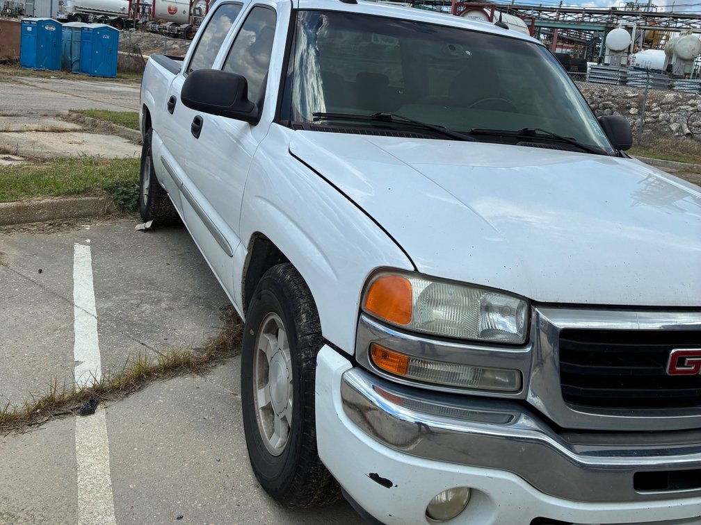 2005 GMC SIERRA