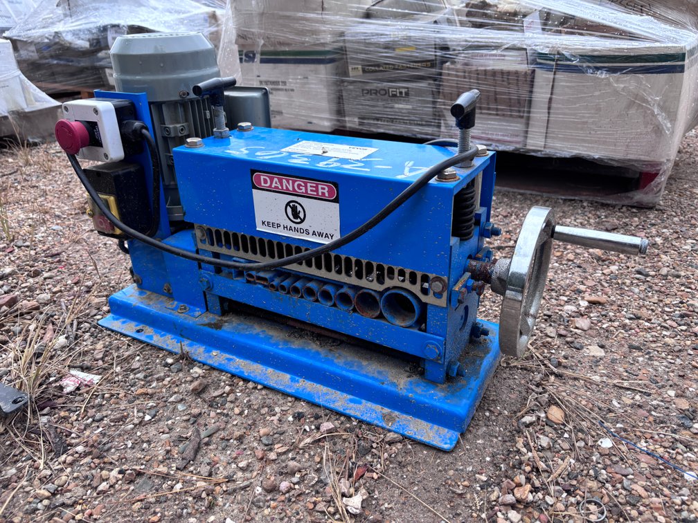 ELECTRIC VEVOR WIRESTRIPPER