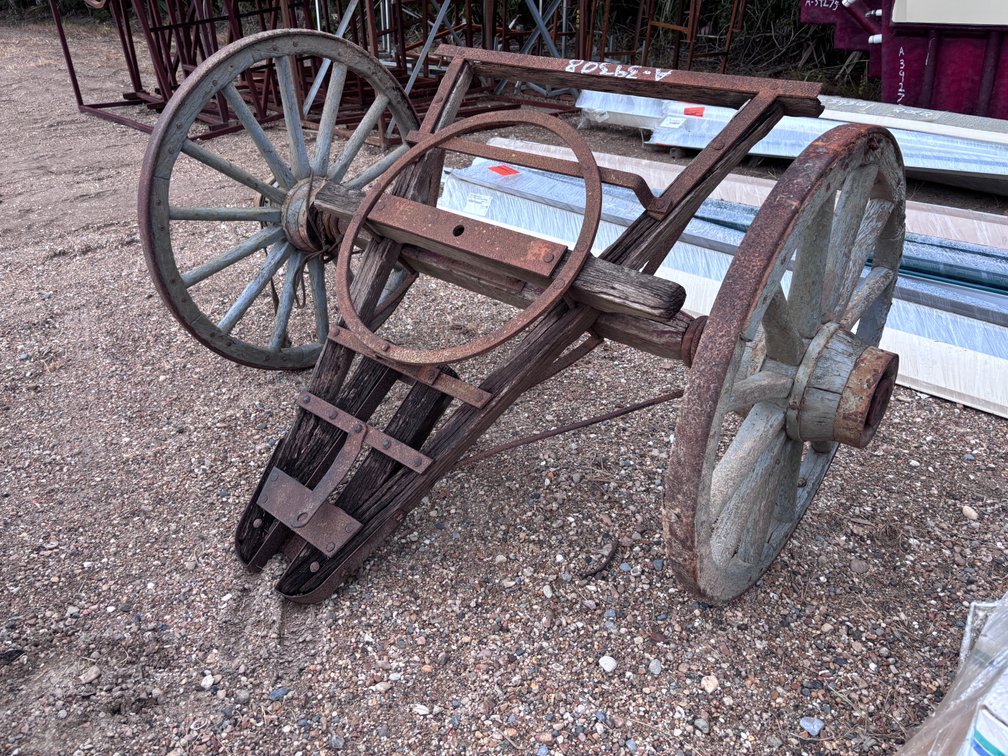 ANTIQUE WOODEN WAGON WHEELS