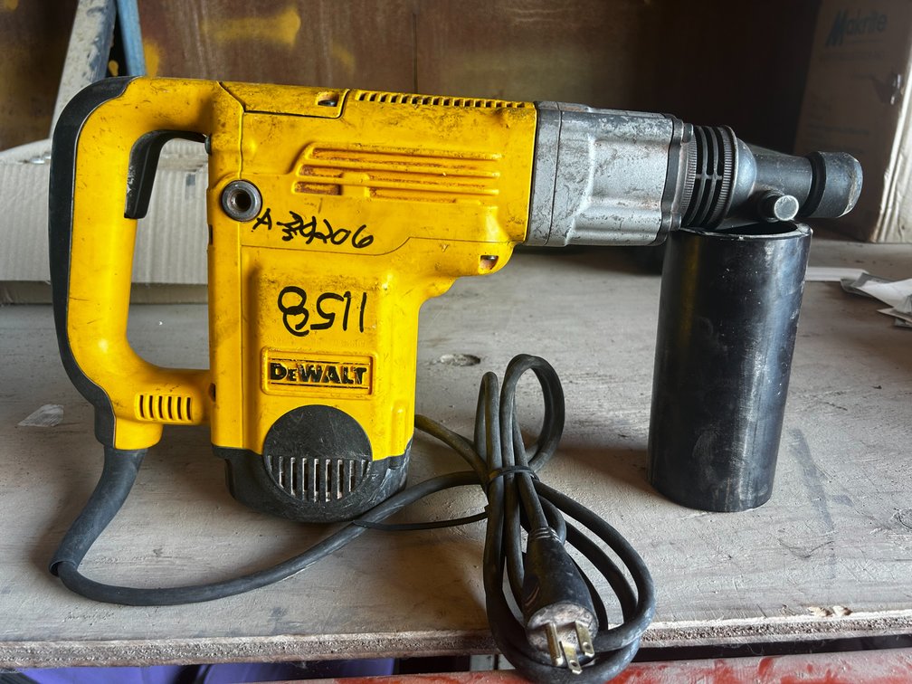 DEWALT D25551 1 9/16IN ROTARY HAMMER