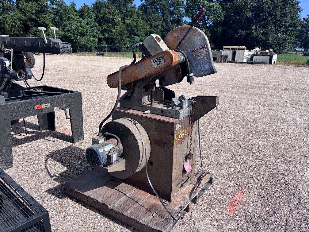 CAT CHOP SAW
