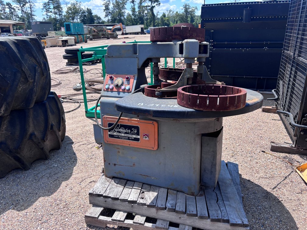LAPMASTER FLOOR STANDING PRECISION FLAT LAPPING AND POLISHING MACHINE