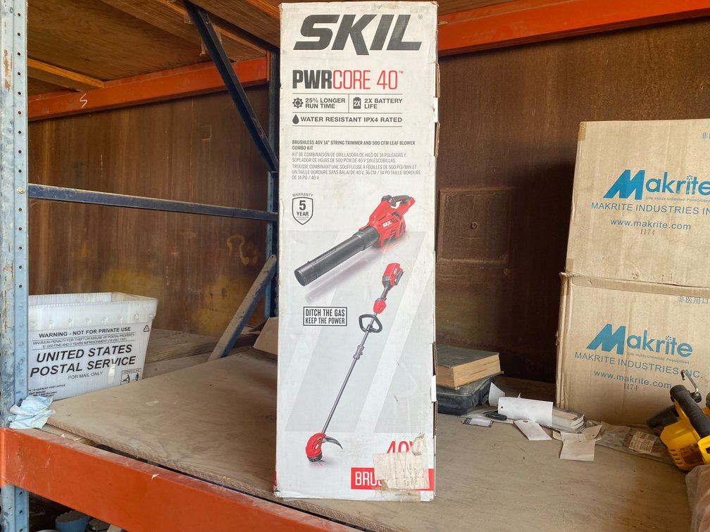 SKIL POWERCORE 40 LEAFBLOWER AND WEEDEATER