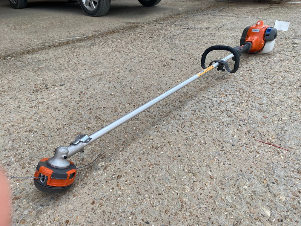 HUSQVARNA 130L WEEDEATER