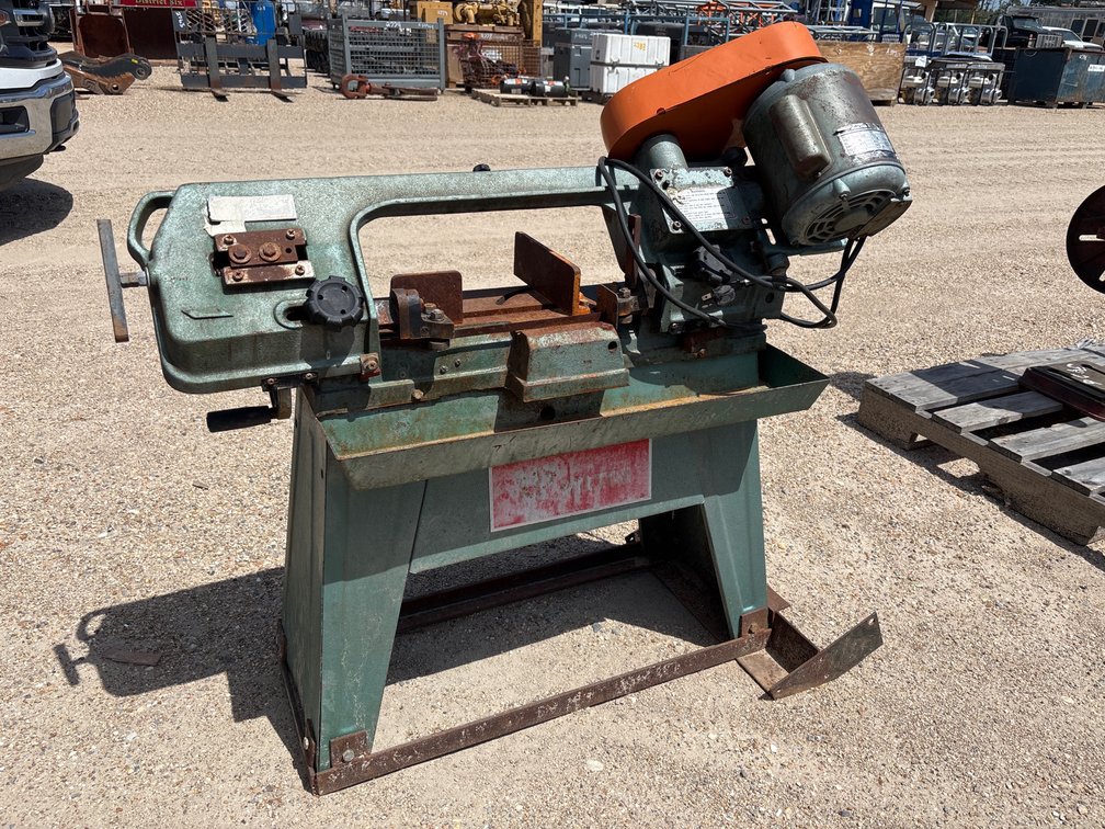 BAND SAW