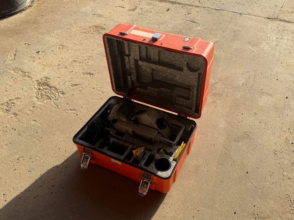 SOKKIA SET 5A TOTAL STATION