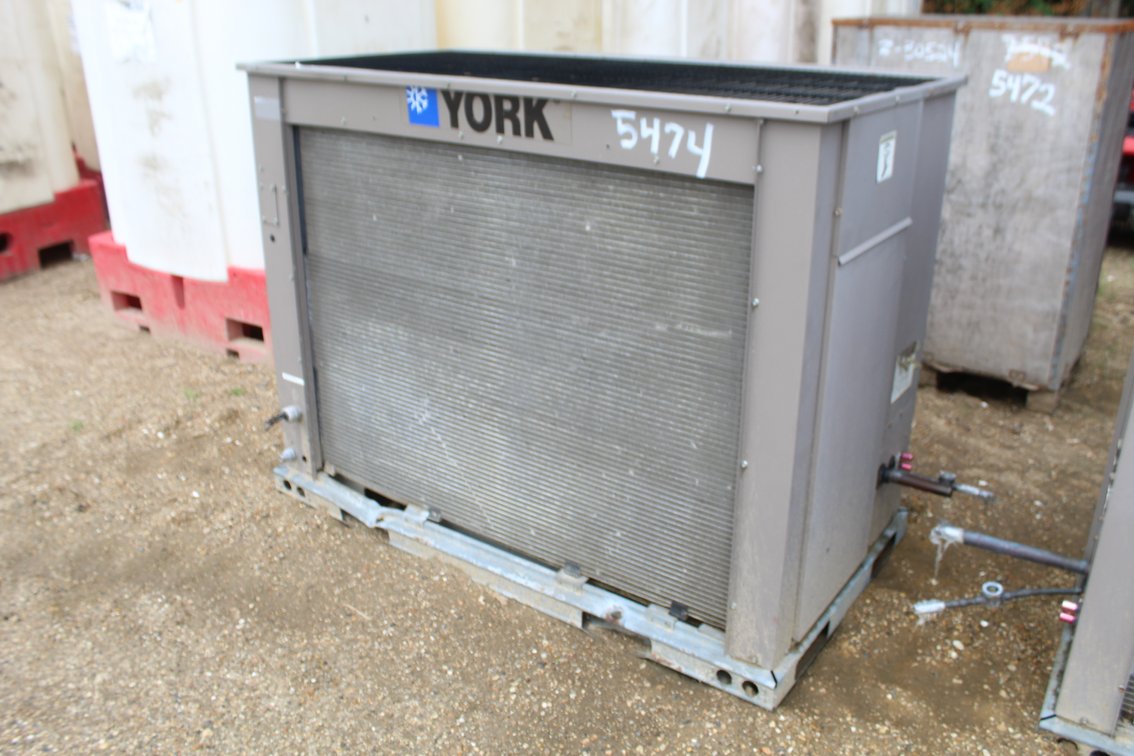 10 TON YORK A/C CONDENSER OUTSIDE UNIT