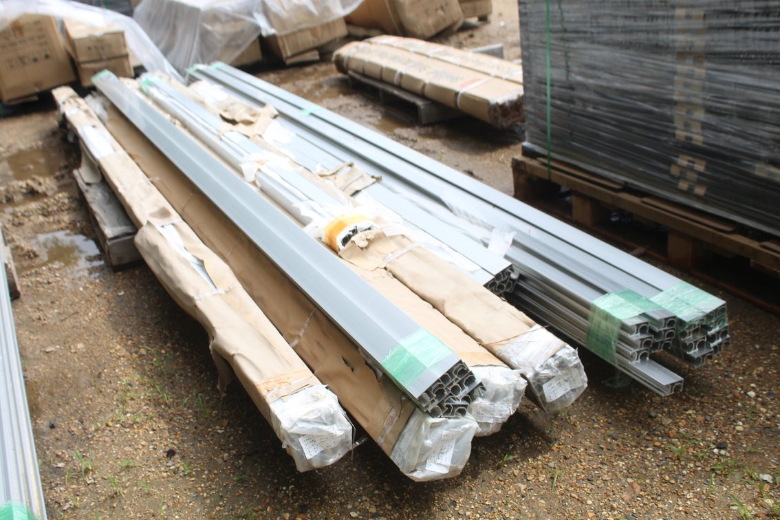 PALLET OF SOLAR FRAMES