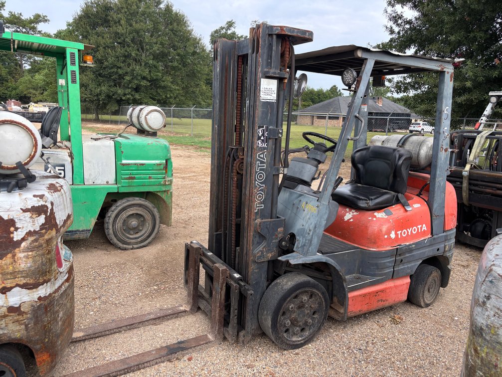 TOYOTA 42-6FGCU25 FORKLIFT