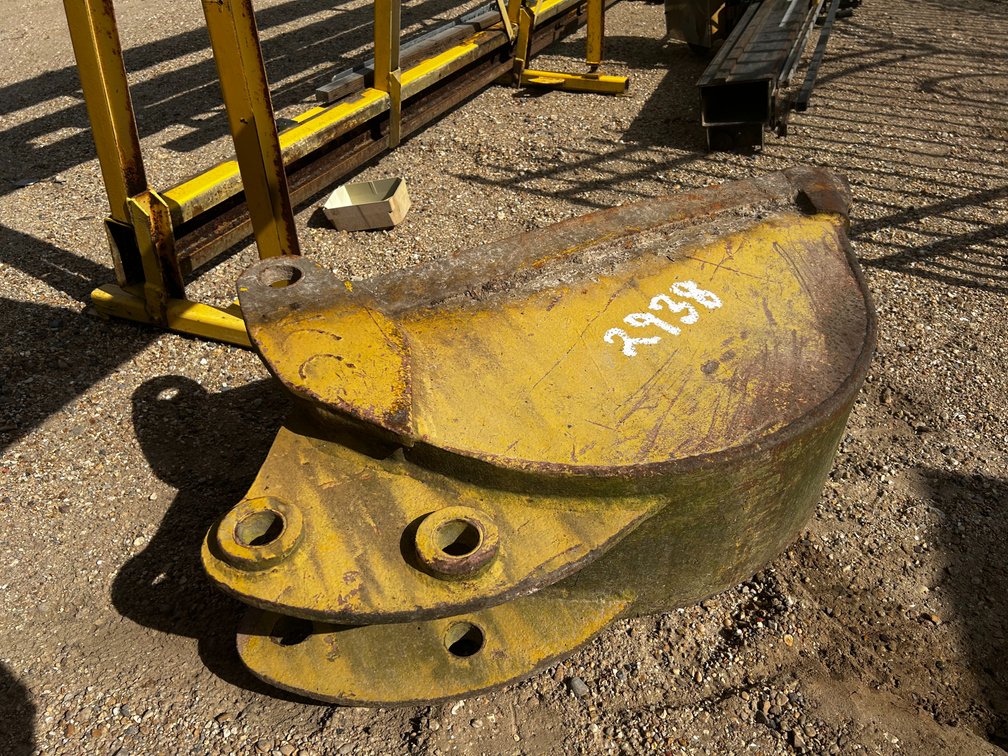 11IN DIGGING BUCKET