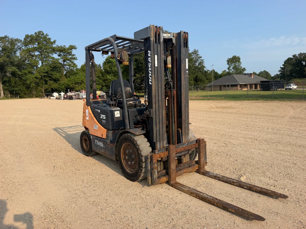 DOOSAN FORKLIFT