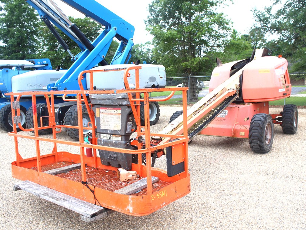 2015 JLG BOOM LIFT
