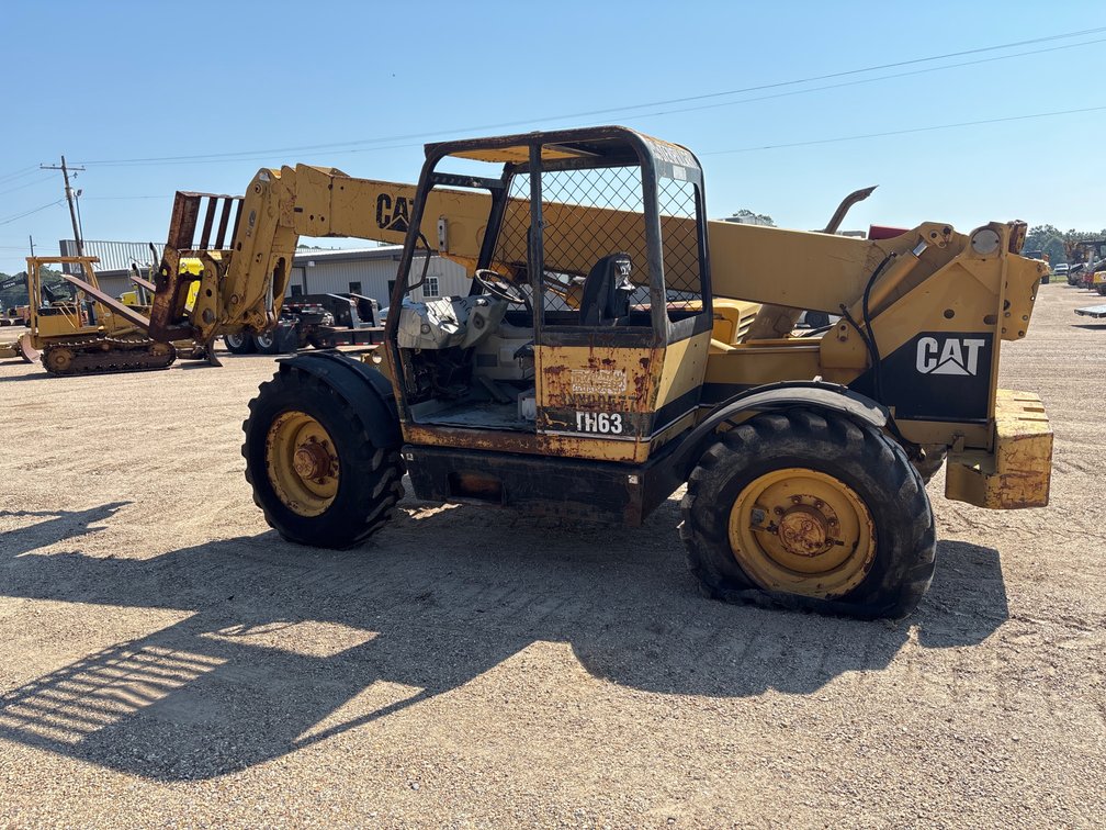 CATERPILLAR TH63 FORKLIFT