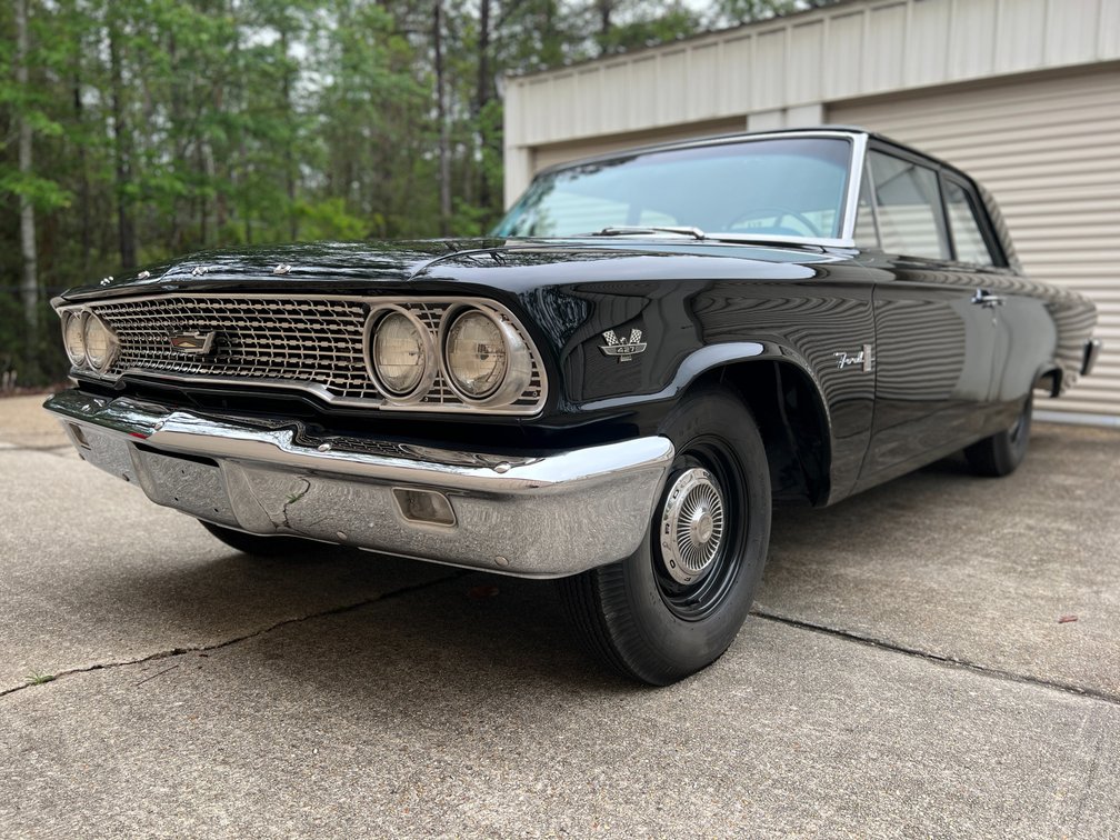 1963 FORD 300 2-DOOR COUPE