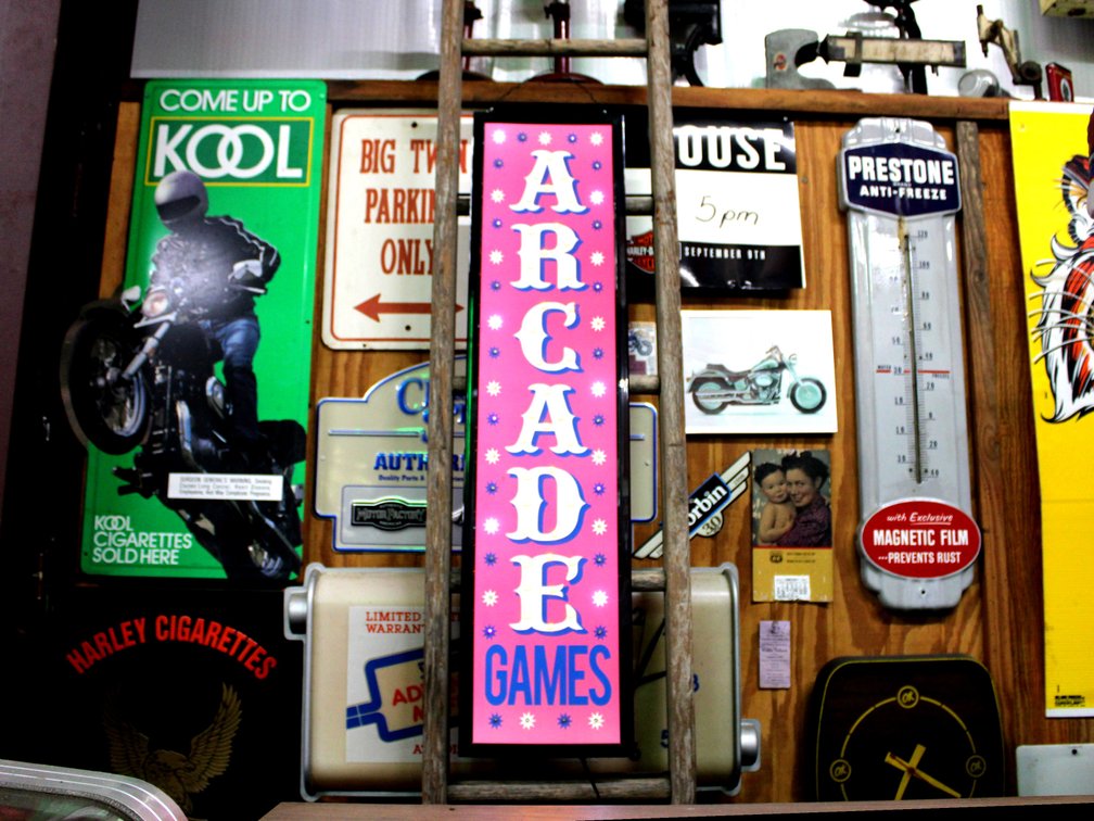 40” x 10” LIGHTED ARCADE SIGN