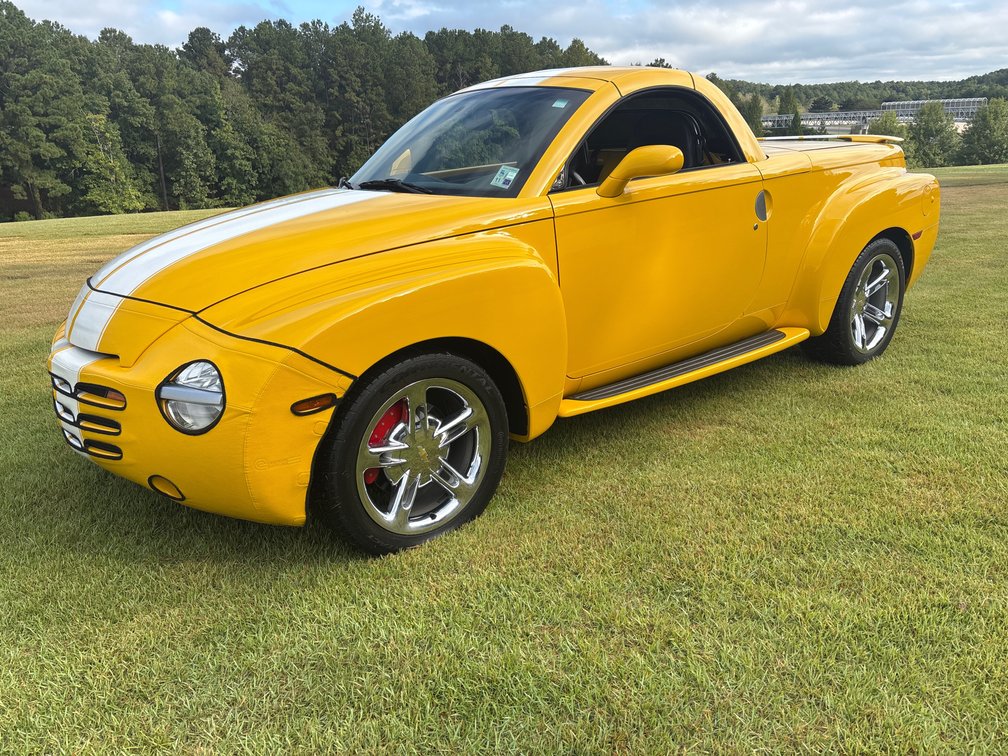 Offered at No Reserve | 2005 CHEVROLET SSR – 6.0L LS2 V8