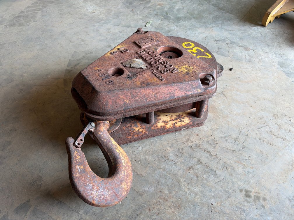 Johnson Blocks 12 B Crane Snatch Block with Swivel Hook