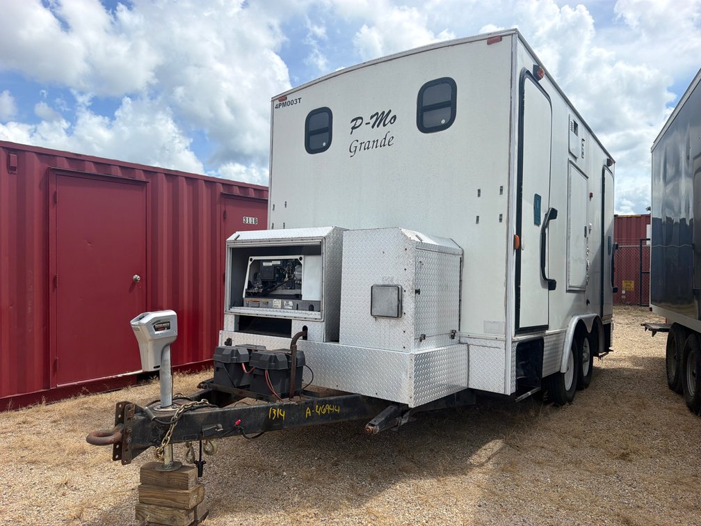 22FT BATHROOM TRAILER | NO TITLE